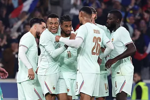 بهاتريك أوليسي.. فرنسا تختتم استعدادتها لكأس العالم بالفوز على أيرلندا الشمالية